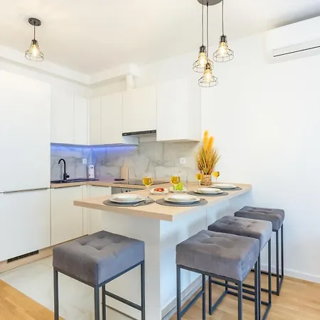 Apartment With Wifi - 21439